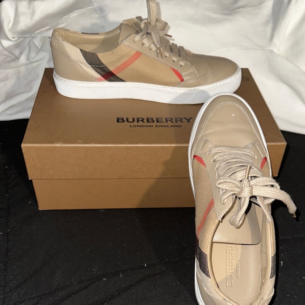 Burberry Beige and Red Women Sneakers